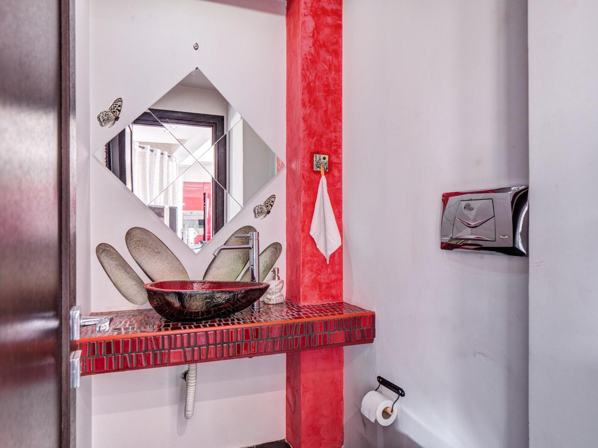 Luxury View Apartment 10Min From Athens Airport Koropíon Eksteriør bilde